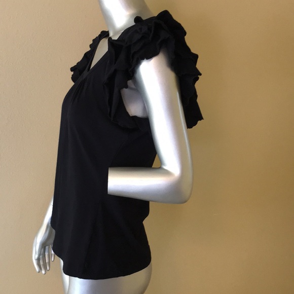 Susie Rose Ruffle Shoulder Teeshirt - Picture 4 of 9